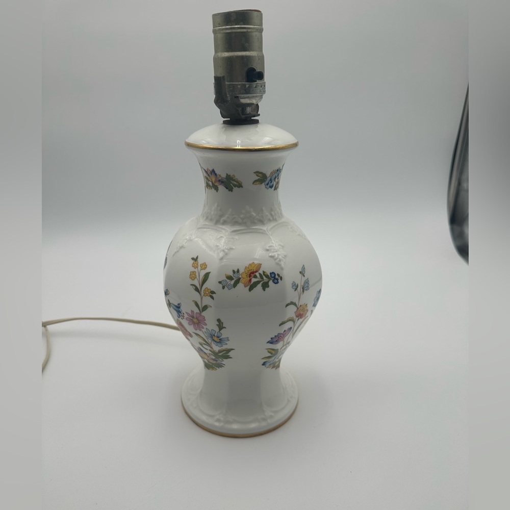 Aynsley Cottage Garden Vintage Porcelain Lamp Base 12.5x6” W/0 Shade